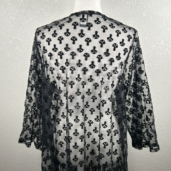 Hot Topic Black Sheer Goth Mushroom Print Fringe Hem Open Cardigan Size Medium - Picture 6 of 8